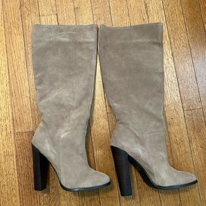 Colin Stuart light brown (sand) leather boots.